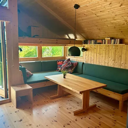 Architect In Kong Raval's Realm Casa vacanze Lindaskroken