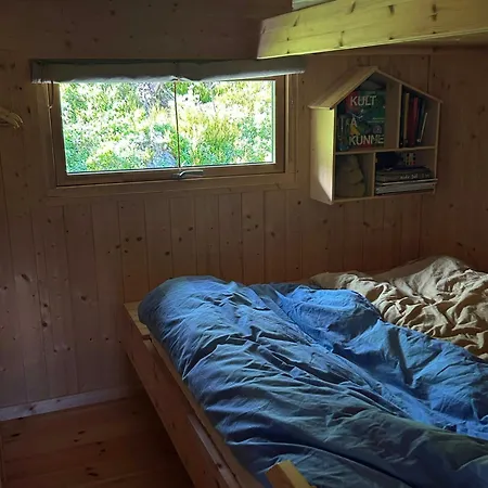 Architect In Kong Raval's Realm * Lindaskroken