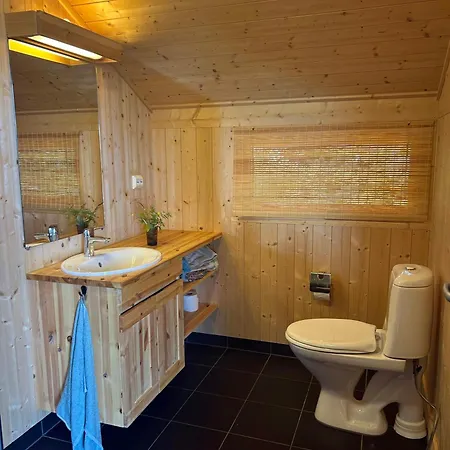 Architect In Kong Raval's Realm Lindaskroken