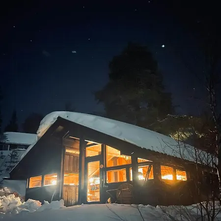 Dom wakacyjny Architect In Kong Raval's Realm *